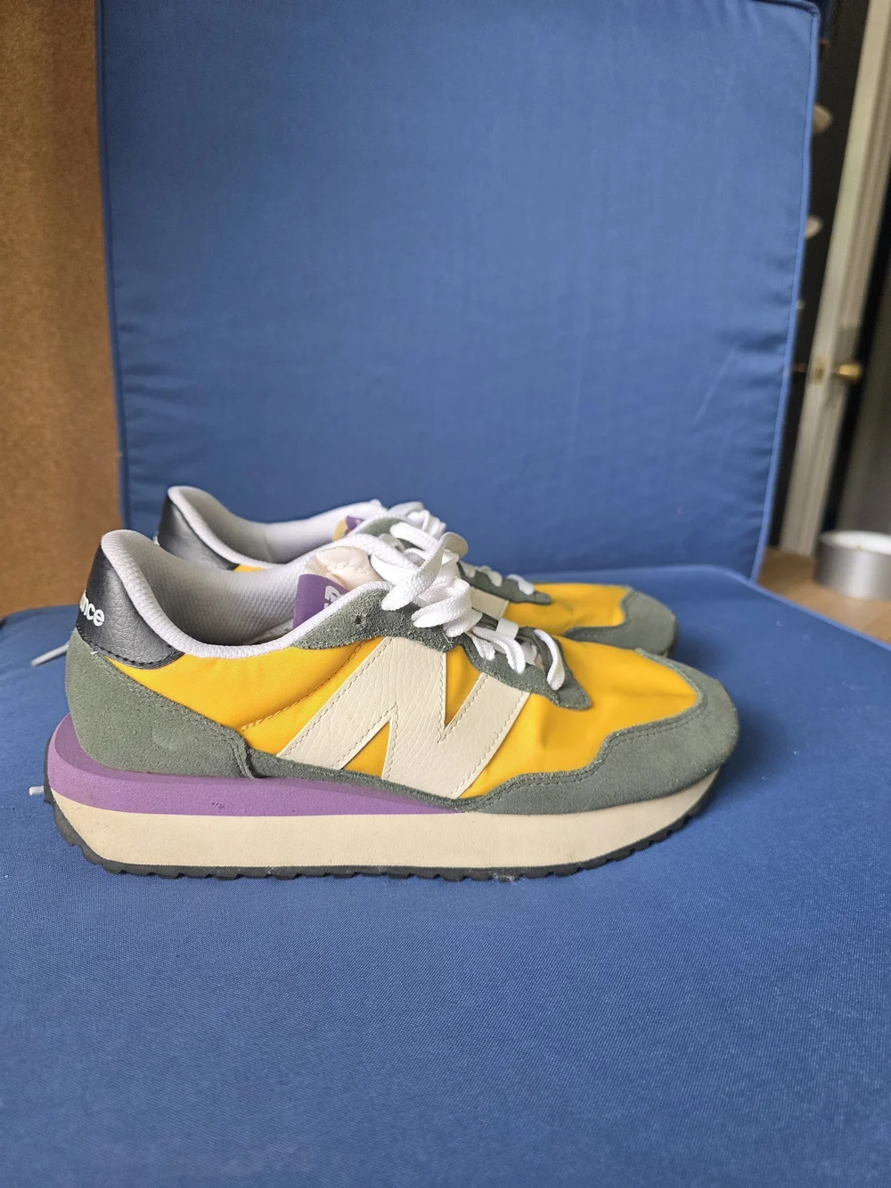 New Balance 237 WS237SR Yellow Green Suede Sneakers Women’s 8 - Picture 15 of 15